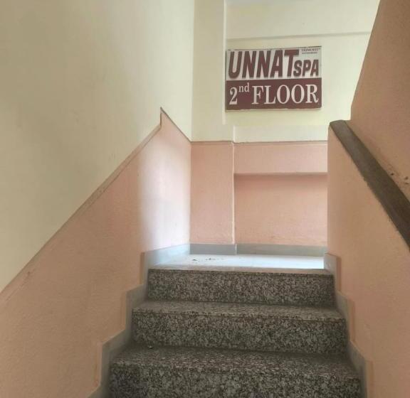 Hotel Raman Dormitory