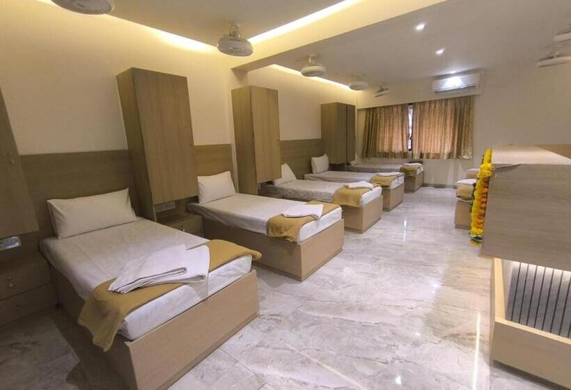 Hotel Raman Dormitory