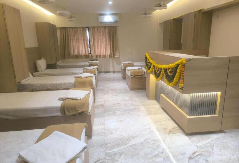 Hotel Raman Dormitory