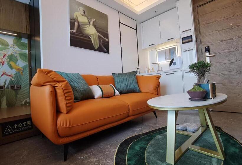 Interact China Fine Condo Shenzhen Bay