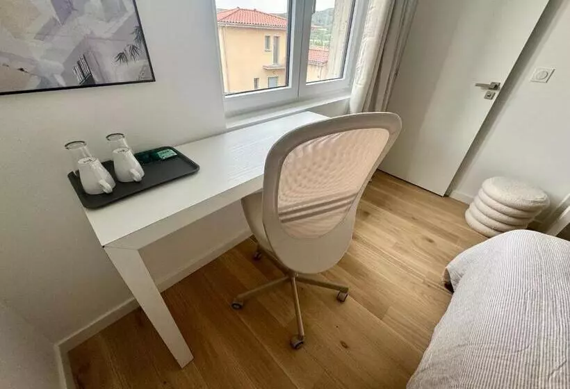 Majatalo Chambre Privée Avec Salle De Bain Privée   La Mer