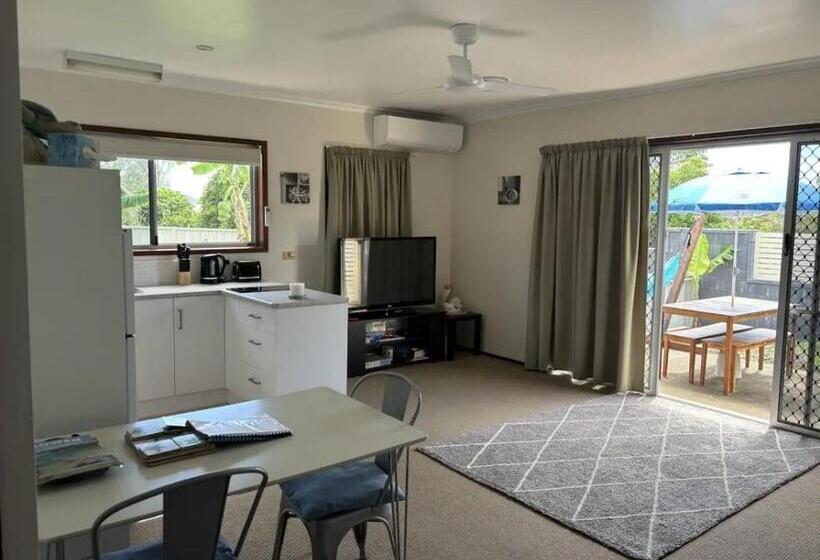 פנסיון Hideaway Reef Cottage