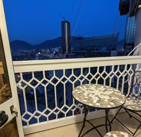 پانسیون Spiranca Luxury Suites