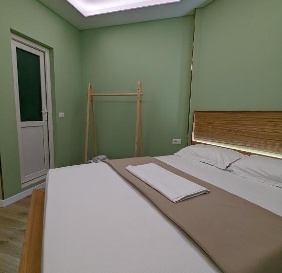 بنسيون Spiranca Luxury Suites