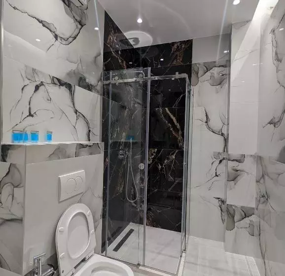 پانسیون Spiranca Luxury Suites