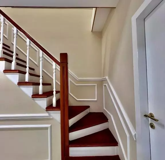 پانسیون Spiranca Luxury Suites