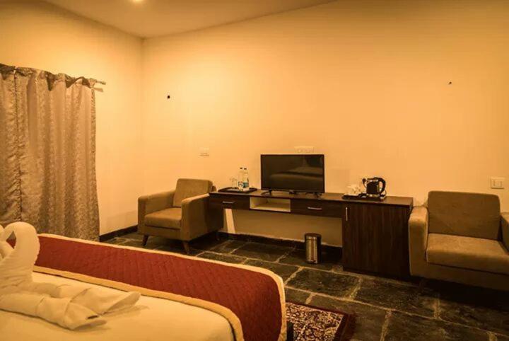 リゾートホテル Dandeli Kali River Stay