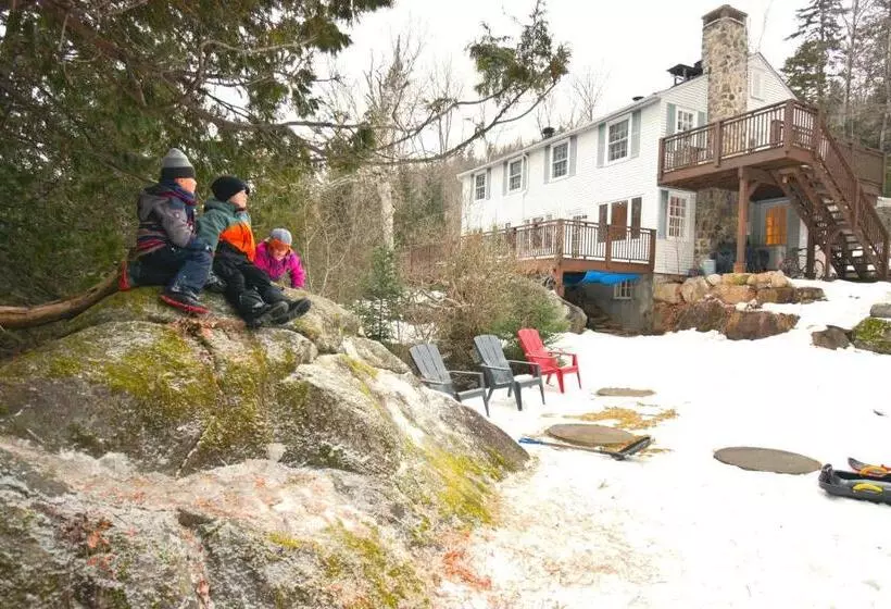 ユースホステル Le Partage Lodge: Destination Plein Air Et Sociale