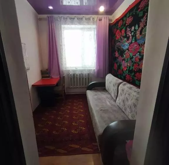 تختخواب و صبحانه Guest House Uruyat