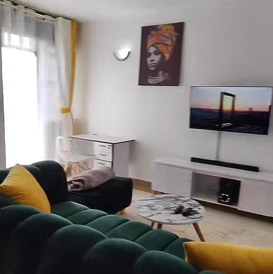 민박 Bambi And Nandi Airbnbs