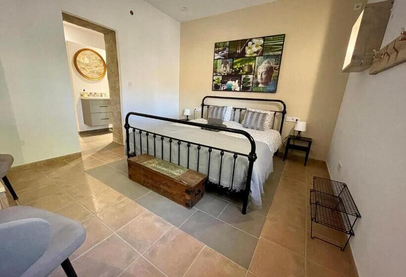 Bed and Breakfast El Bufon De La Corte