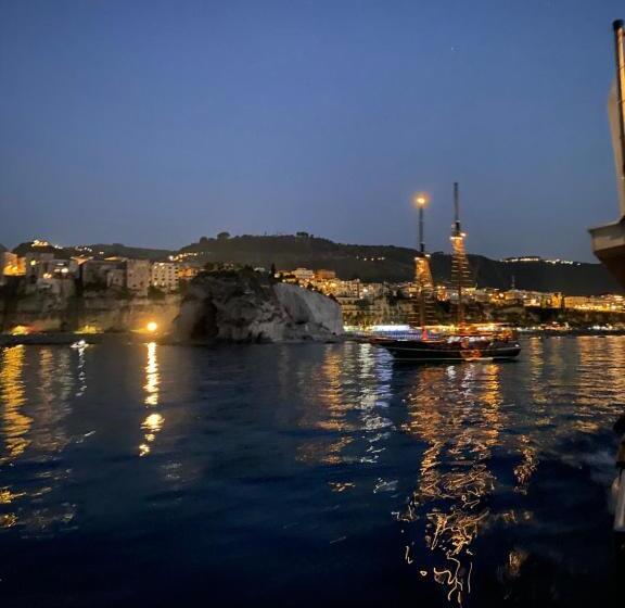 Nocleg ze śniadaniem Elegant Dei Rooms