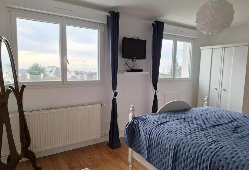 Aamiaismajoitus (B&B) La Fleur Du Soleil