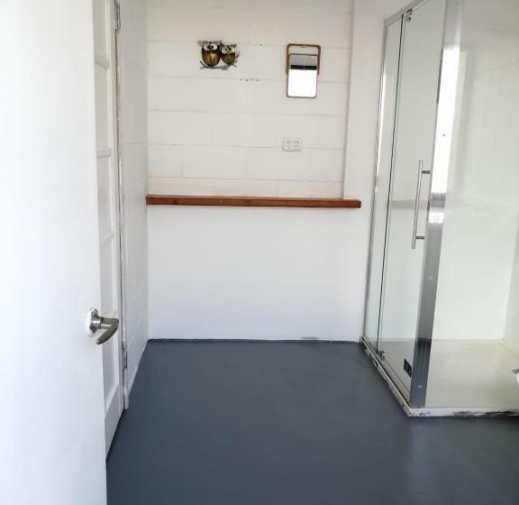 مبيت وإفطار Minjerribah Accommodation Standalone Unit