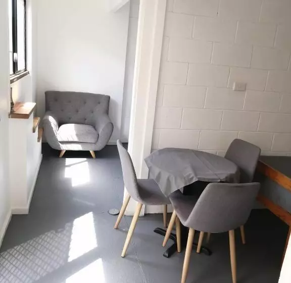 Aamiaismajoitus (B&B) Minjerribah Accommodation Standalone Unit