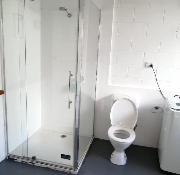 مبيت وإفطار Minjerribah Accommodation Standalone Unit