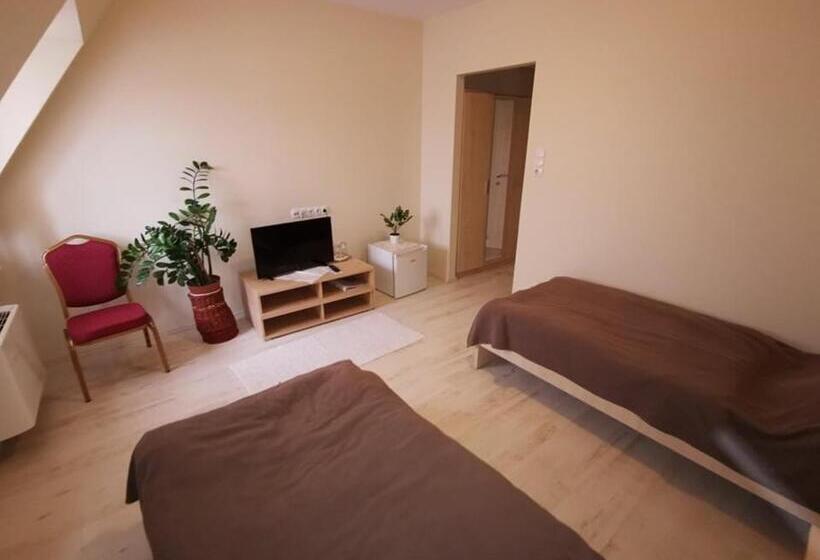 Hotel Kertész Csárda és Fogadó