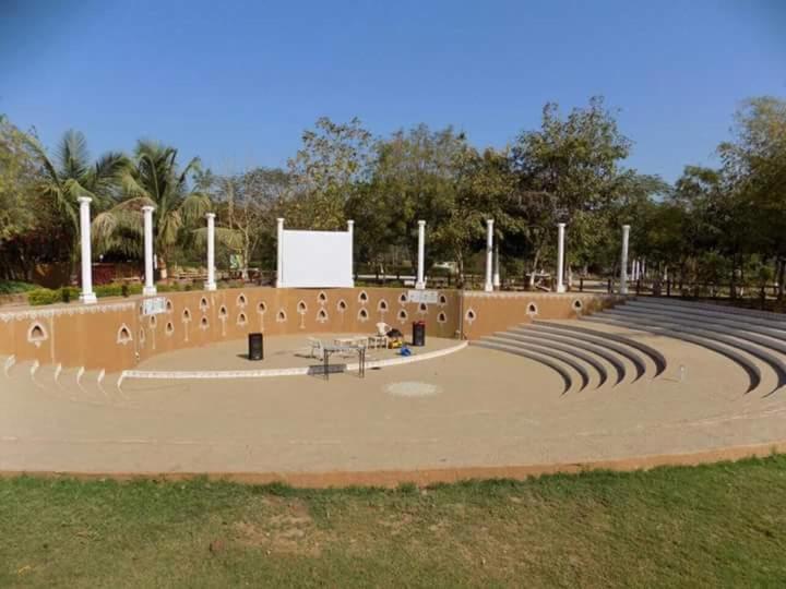 酒店 Swarg Maru Gam Health Resort