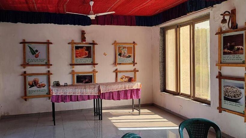 酒店 Swarg Maru Gam Health Resort