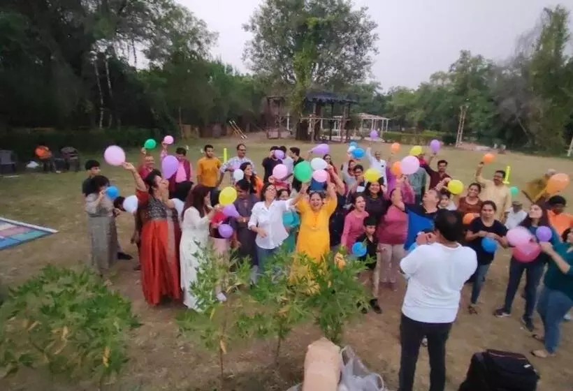 ホテル Swarg Maru Gam Health Resort