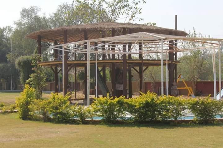 酒店 Swarg Maru Gam Health Resort