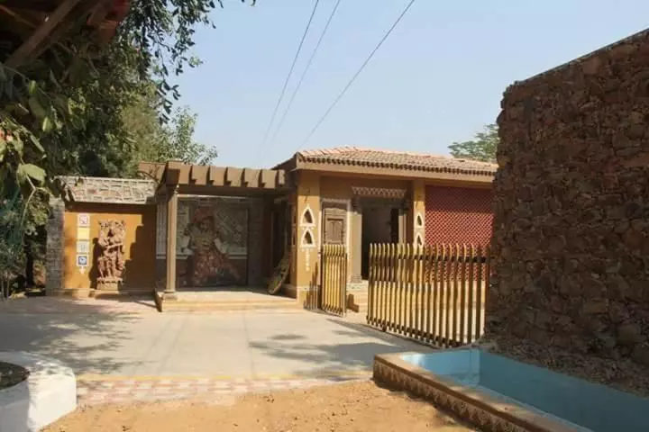 ホテル Swarg Maru Gam Health Resort