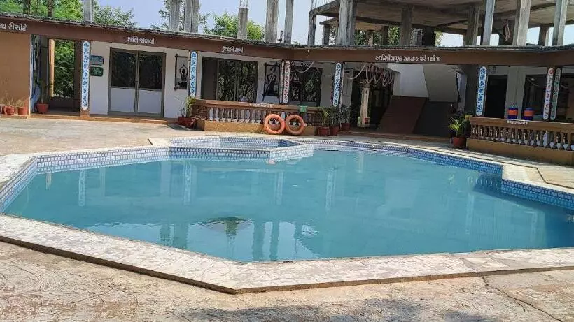 ホテル Swarg Maru Gam Health Resort