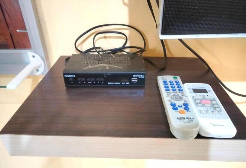 فندق Wisma Mutiara Near Alun Alun Demak Mitra Reddoorz