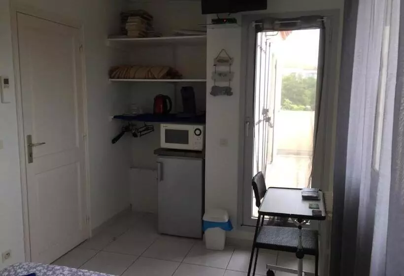 ペンション Deux Chambres Dans Villa Proche De La Plage