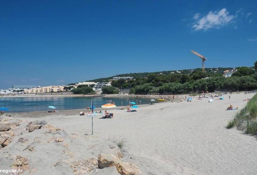پانسیون Deux Chambres Dans Villa Proche De La Plage