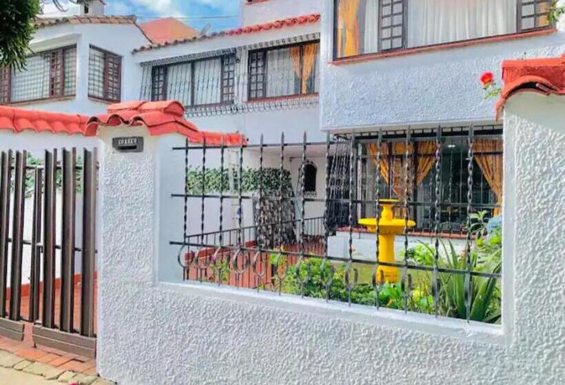 پانسیون Habitación Cama King Bogota