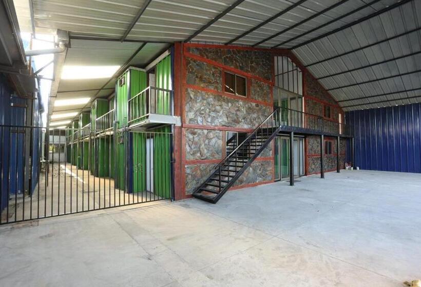 پانسیون Hostal Ibiza