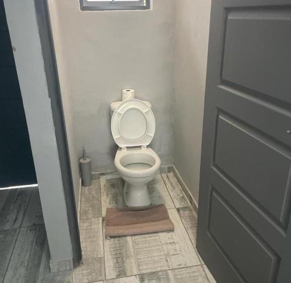 بنسيون Olimg Stays Budget Room1