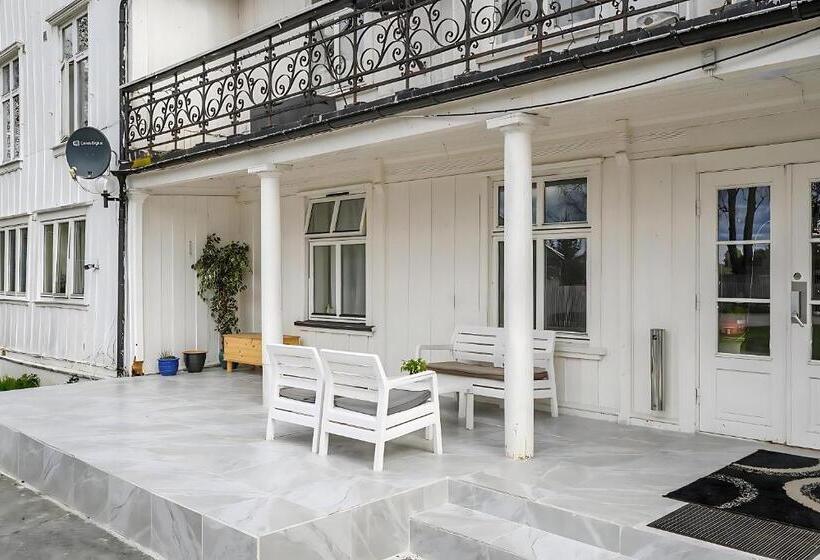 הוסטל Herregårdshuset As