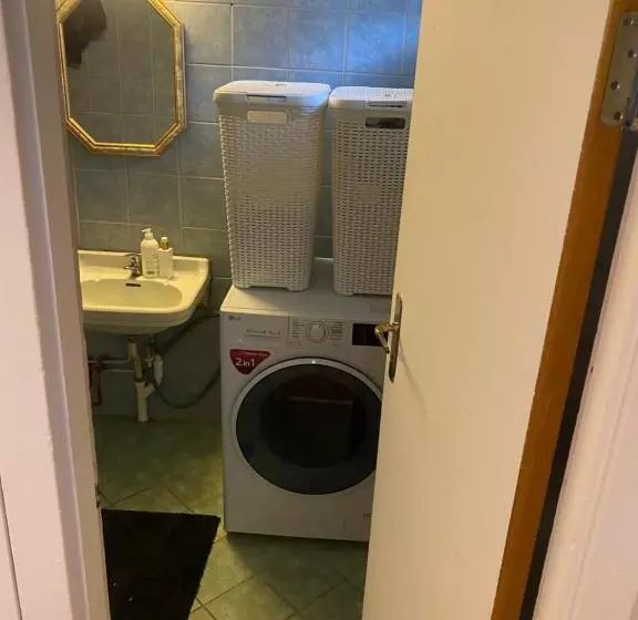 Retkeilymaja Herregårdshuset As