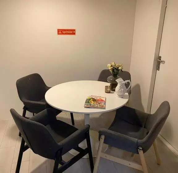 Retkeilymaja Herregårdshuset As