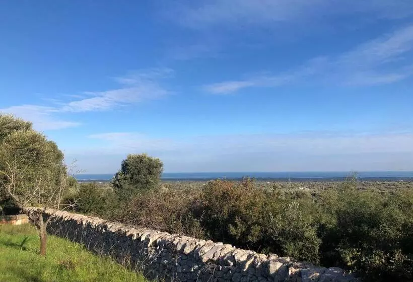 تختخواب و صبحانه Il Trullino