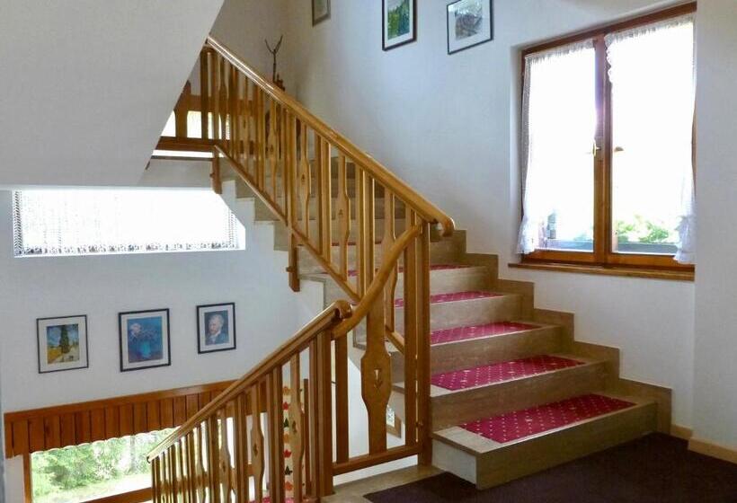 مبيت وإفطار Lake & River