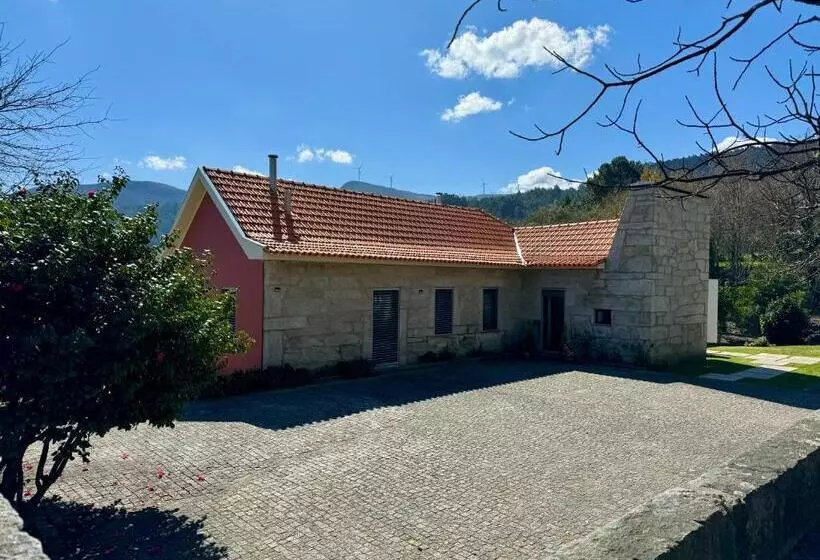Aamiaismajoitus (B&B) Quinta Trindade