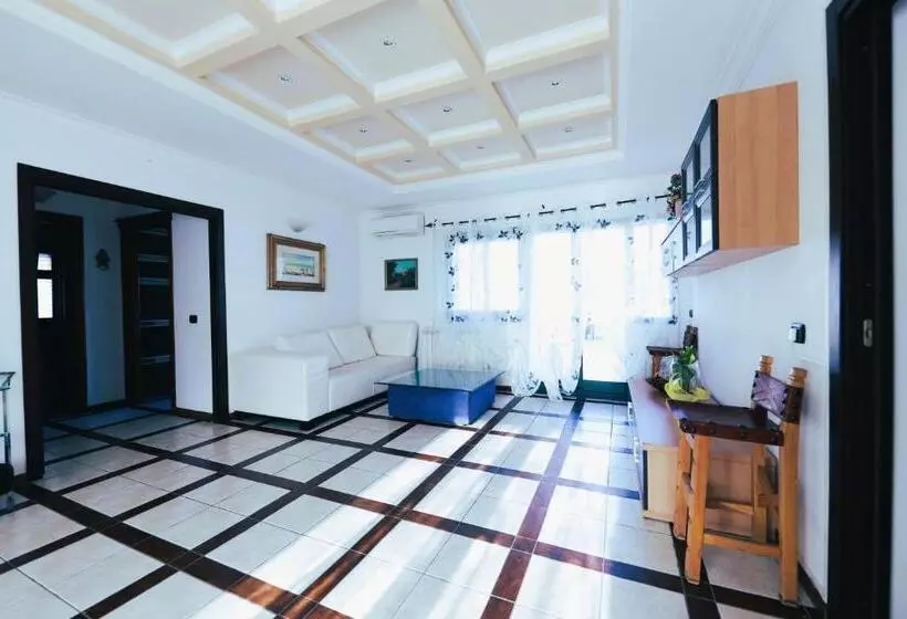 تختخواب و صبحانه Villa Courrier