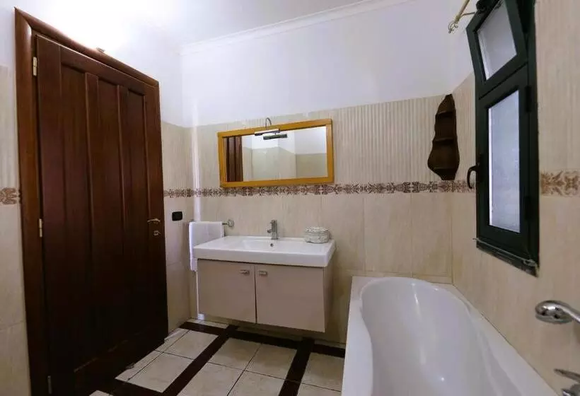 تختخواب و صبحانه Villa Courrier