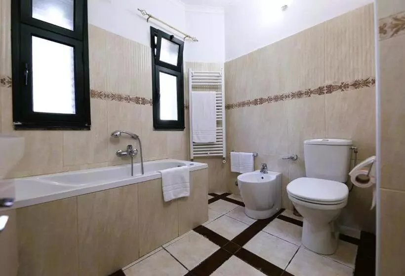 تختخواب و صبحانه Villa Courrier