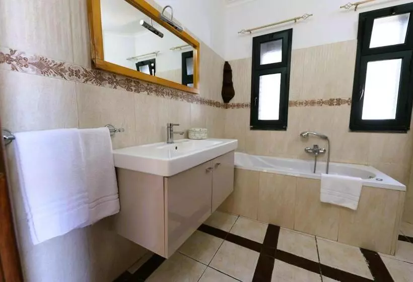تختخواب و صبحانه Villa Courrier