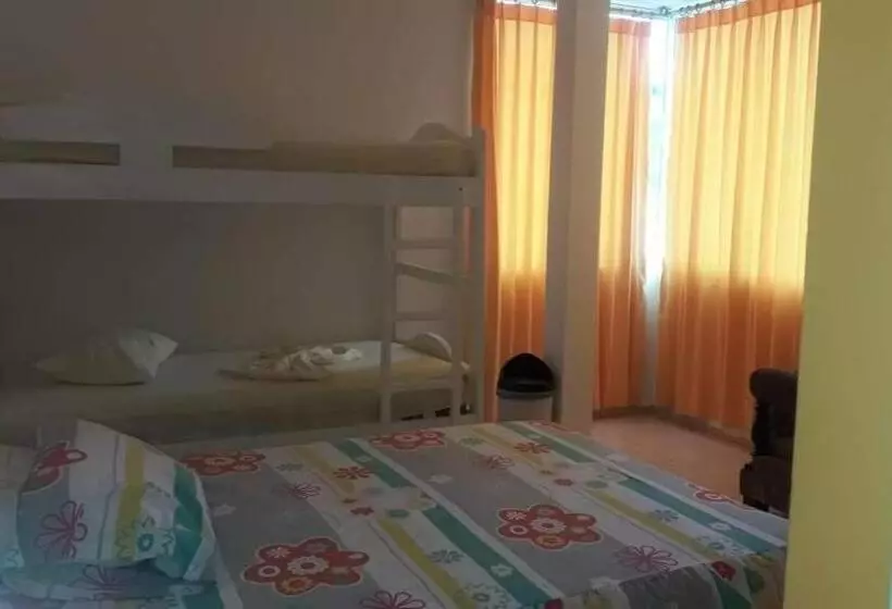 هتل Carmita