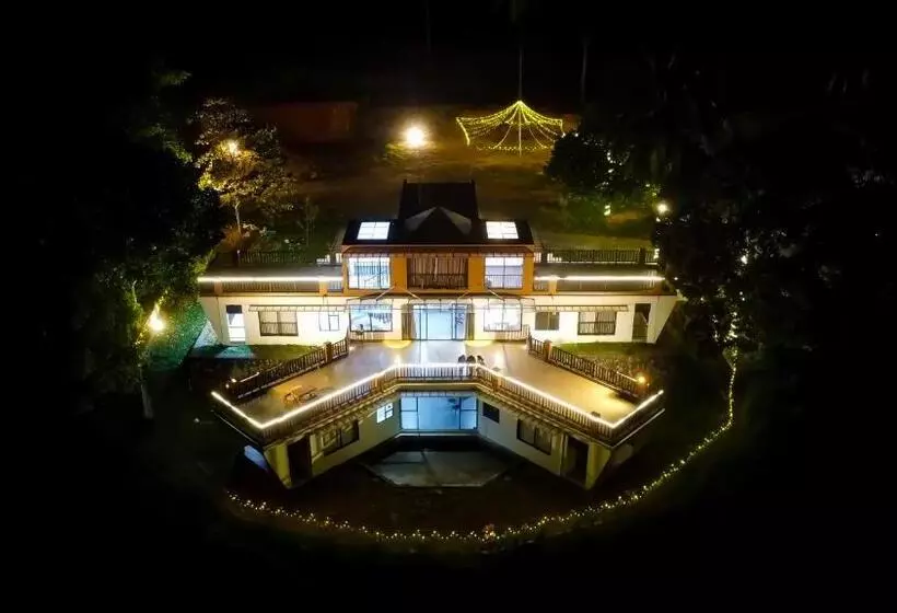 ホテル Jungle Drive Resort Vayalada