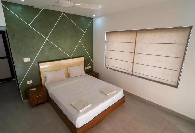 ホテル Jungle Drive Resort Vayalada