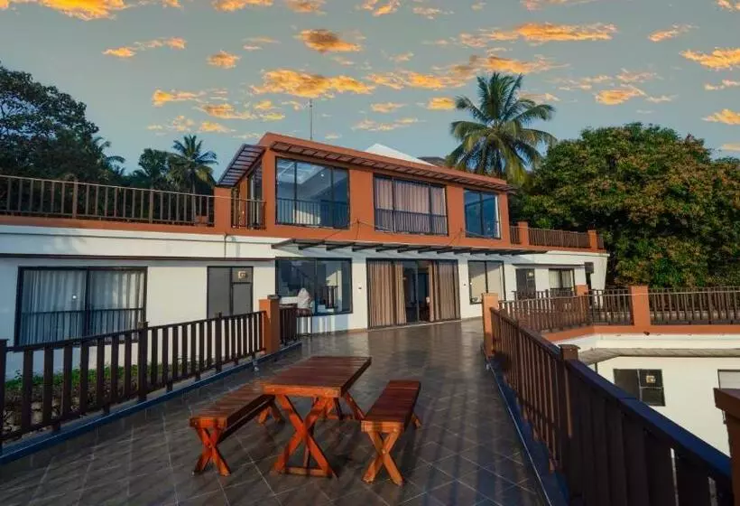 ホテル Jungle Drive Resort Vayalada