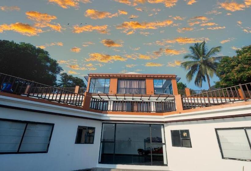 Hotel Jungle Drive Resort Vayalada