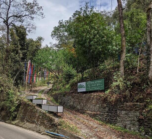 Hotel Kengbari Retreat