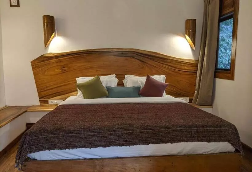 هتل Kengbari Retreat